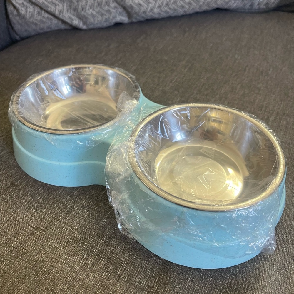 Dog or Cat Food and Water Bowl, Brand New!